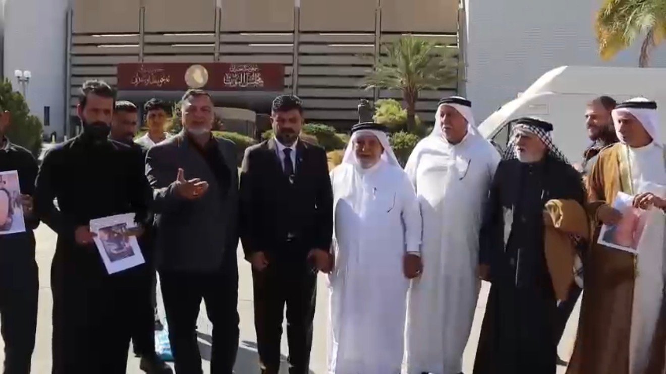 بتوجيه من رئيس كتلة الصادقون النيابية المهندس عدي عواد التميمي.. النائب صكر المحمداوي يستقبل ذوي الصيادين في مجلس النواب