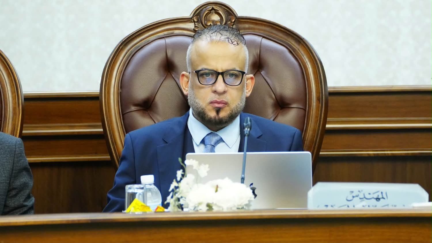 اللجنة المالية النيابية تستضيف ديوان الرقابة المالية لمناقشة الحسابات الختامية للأعوام (2012-2015)